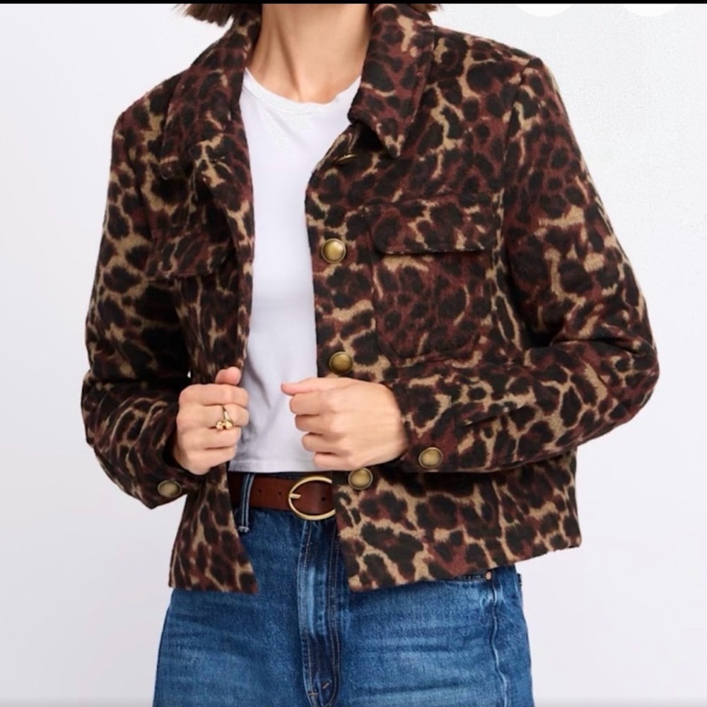 Vigoss Leopard Print Teddy Jacket - Picture 4 of 5